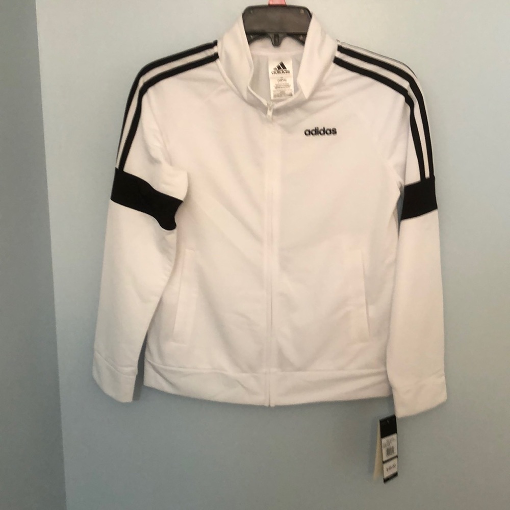 Girls Adidas jacket. New with tags size 10/12